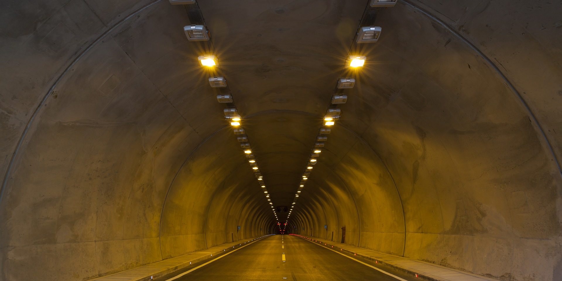construction-tunnel-mortier-bourrage-carrieres