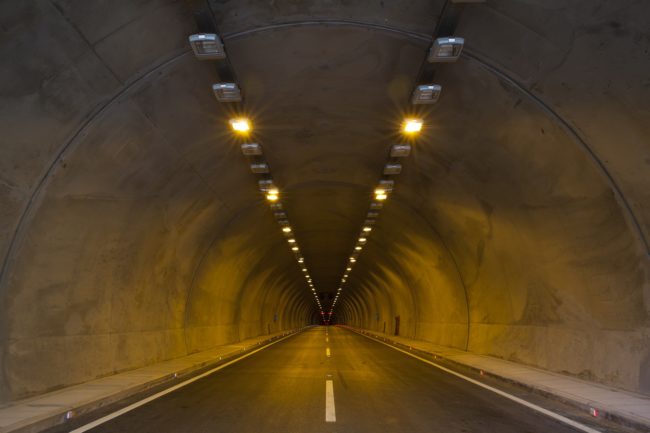 construction-tunnel-mortier-bourrage-carrieres